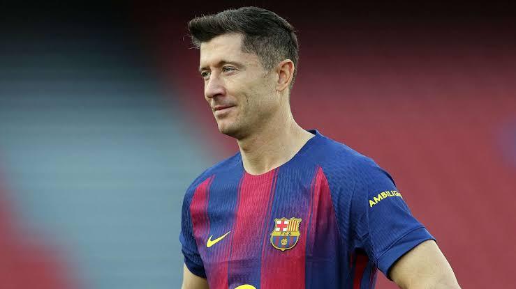 Agen Tegaskan Lewandowski Ingin Bertahan di Barcelona, Sempat Tolak Tawaran €100 Juta per Musim dari Arab Saudi